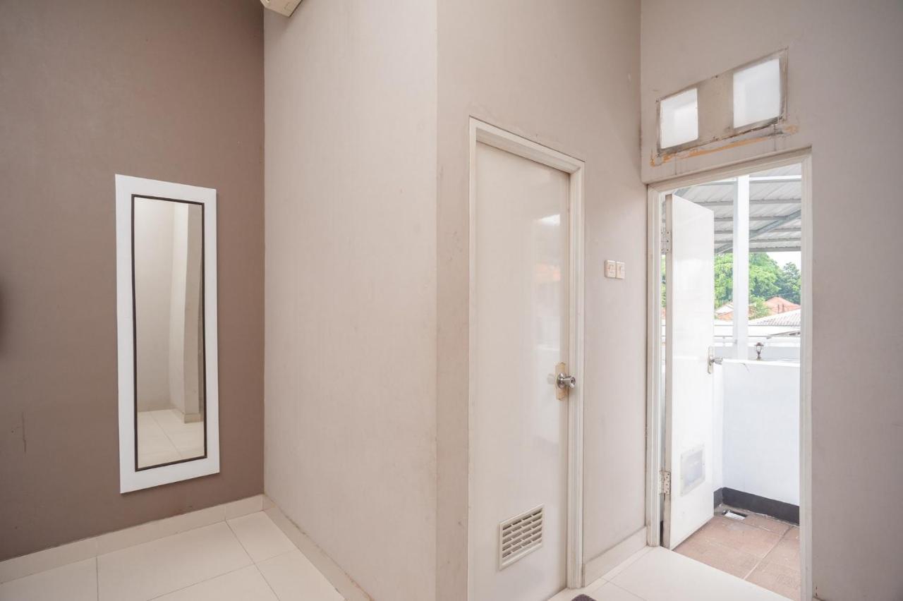 Reddoorz Syariah Near Taman Air Mancur Bogor Hotel Kültér fotó