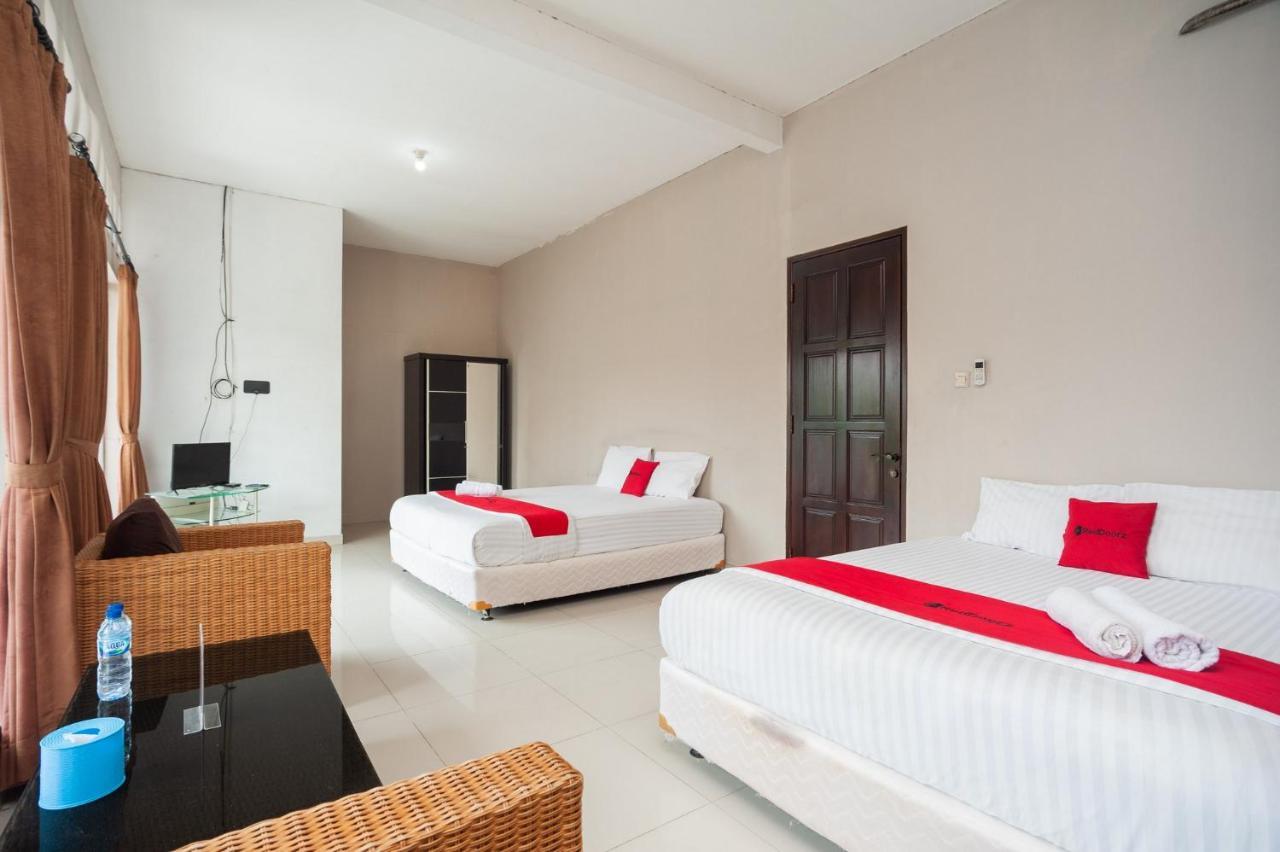 Reddoorz Syariah Near Taman Air Mancur Bogor Hotel Kültér fotó